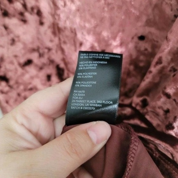 Urban Outfitters Kimchi Blue Crushed Velvet Mock Neck Mini Sheath Dress Size Sm - Picture 6 of 6